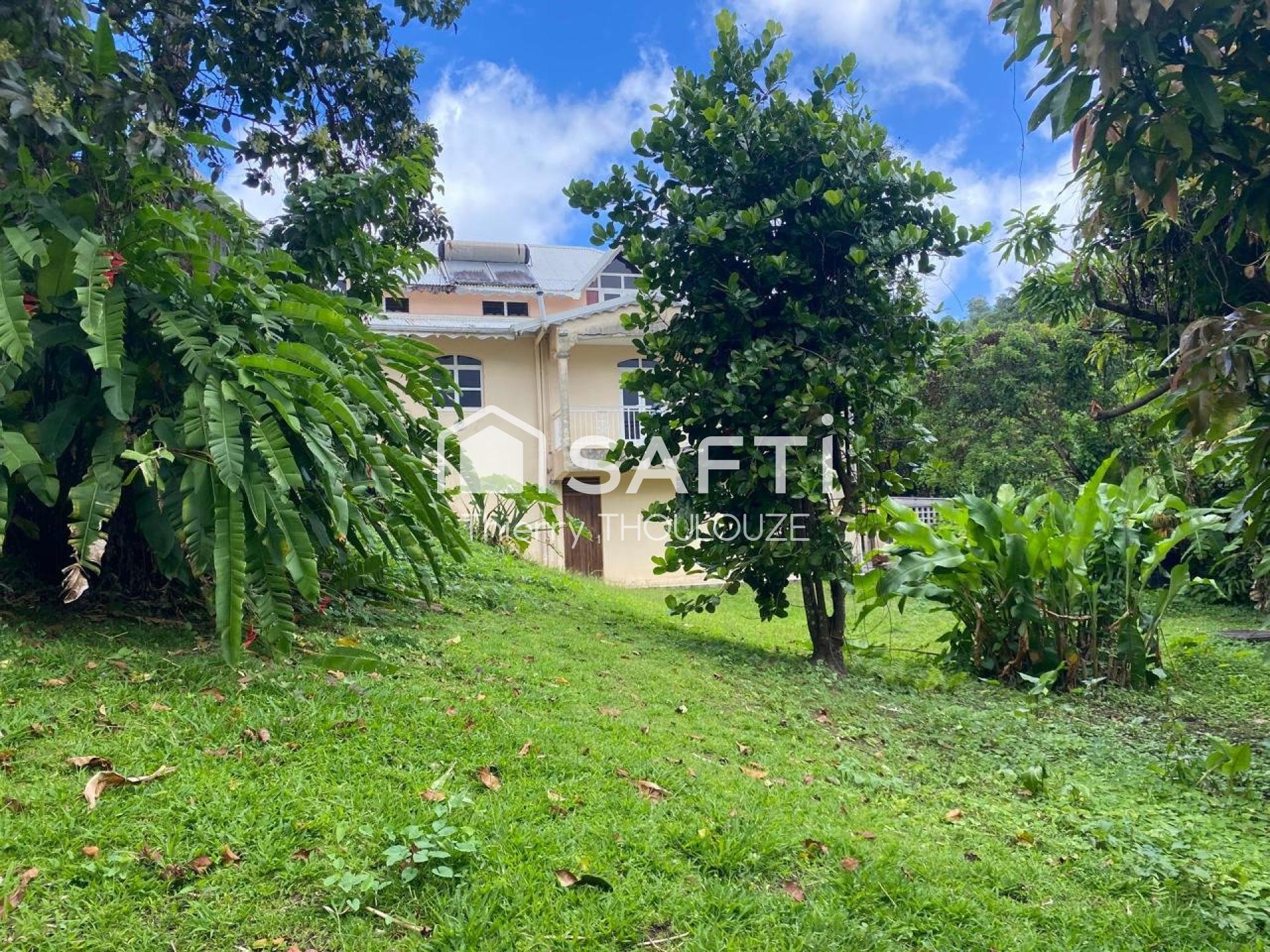 Photo SAFTI — Maison 7 pièces, 225 m² à Gourbeyre 2