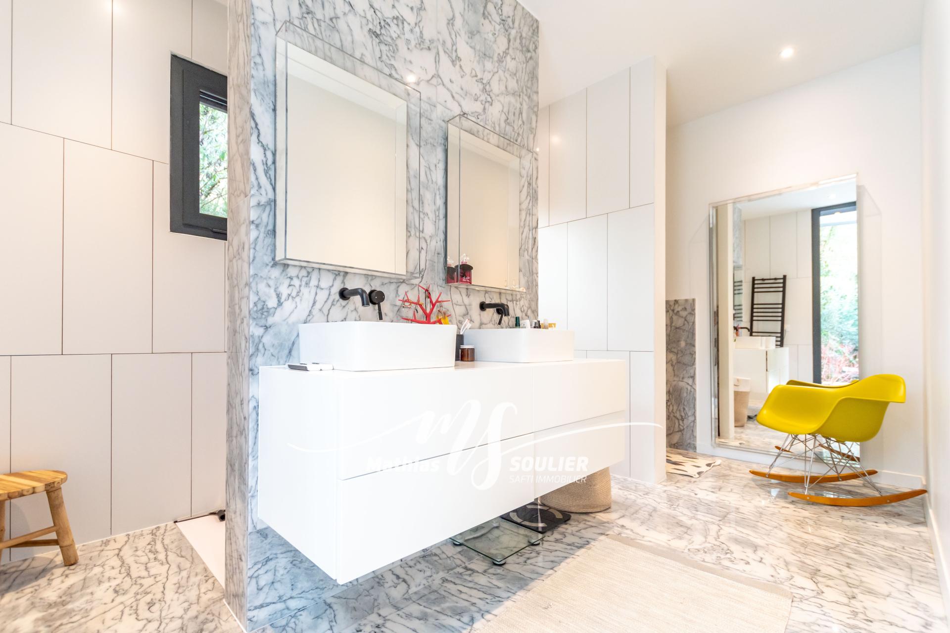 Photo 9 de l'annonce.