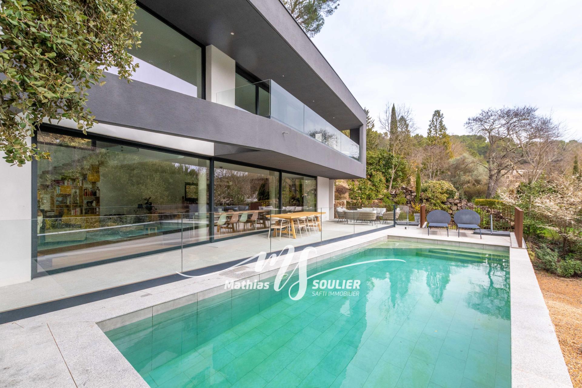 Photo 17 de l'annonce.