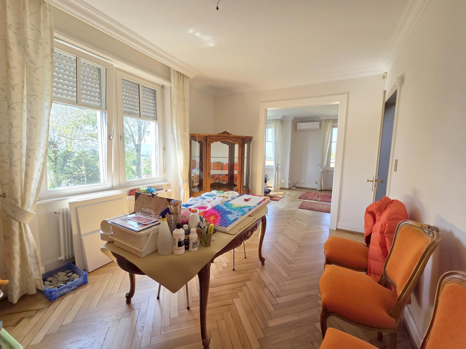 Photo 7 of the listing.