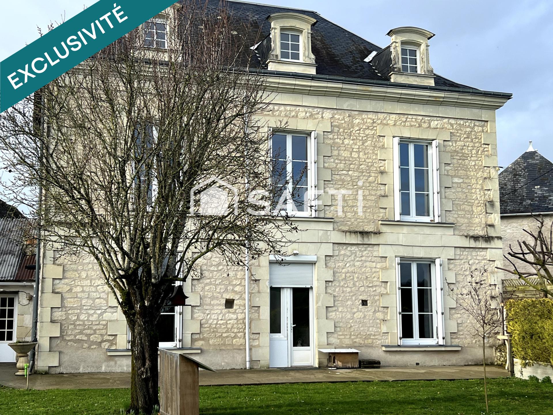 INGRANDES grande maison avec deux gites sur plus de 1,3 ha