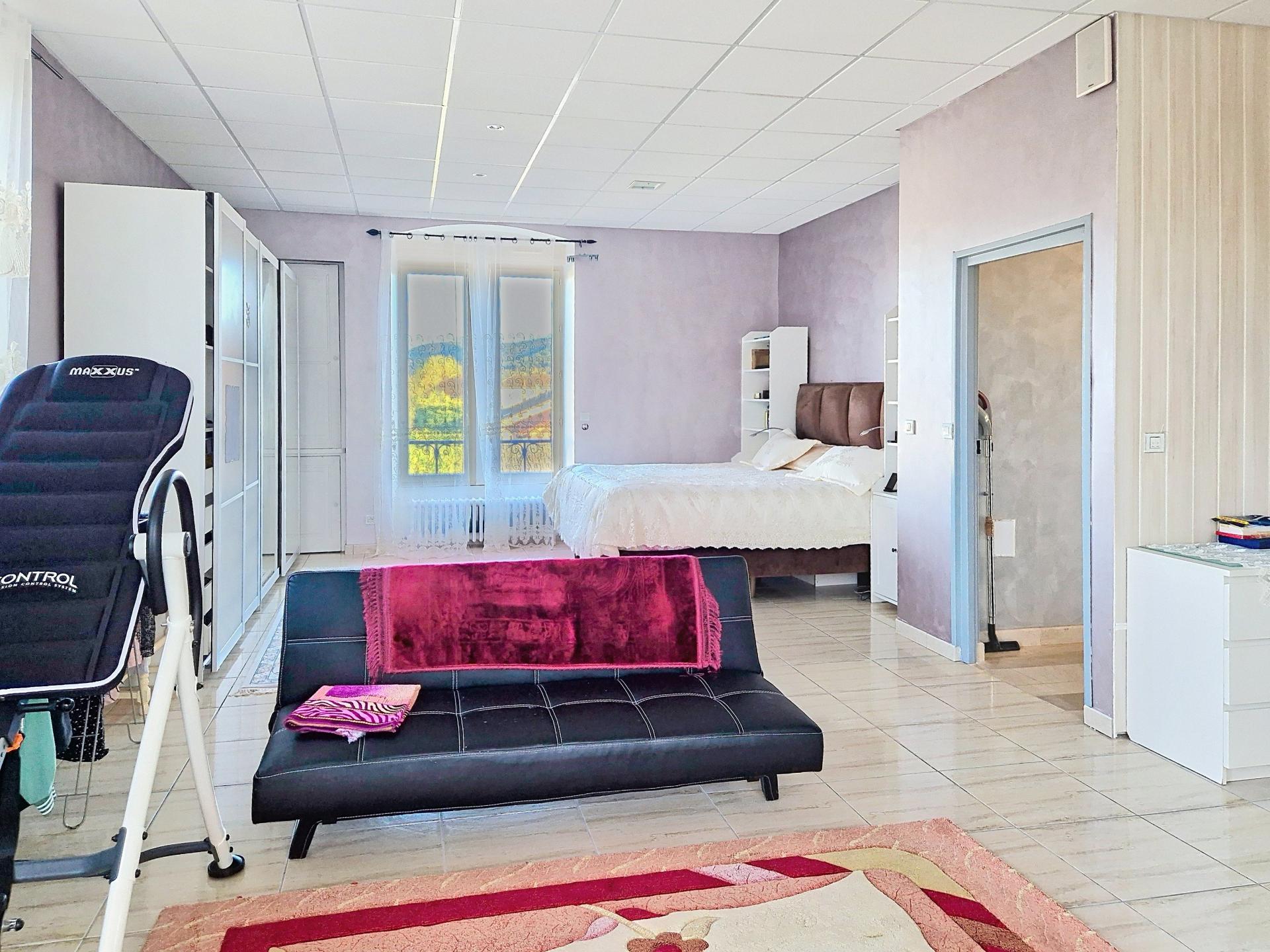 Photo 8 de l'annonce.