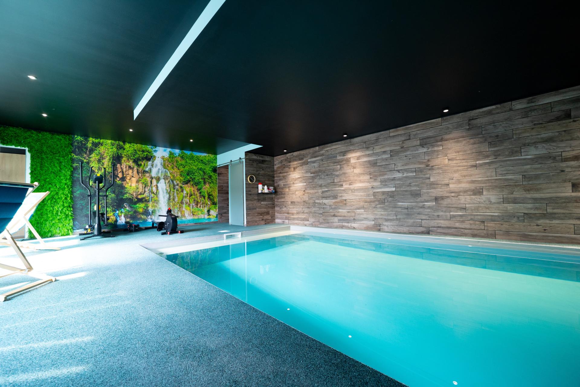 Photo 3 of the listing.