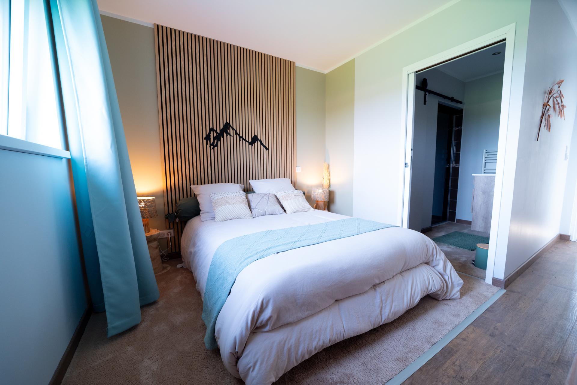 Photo 11 of the listing.