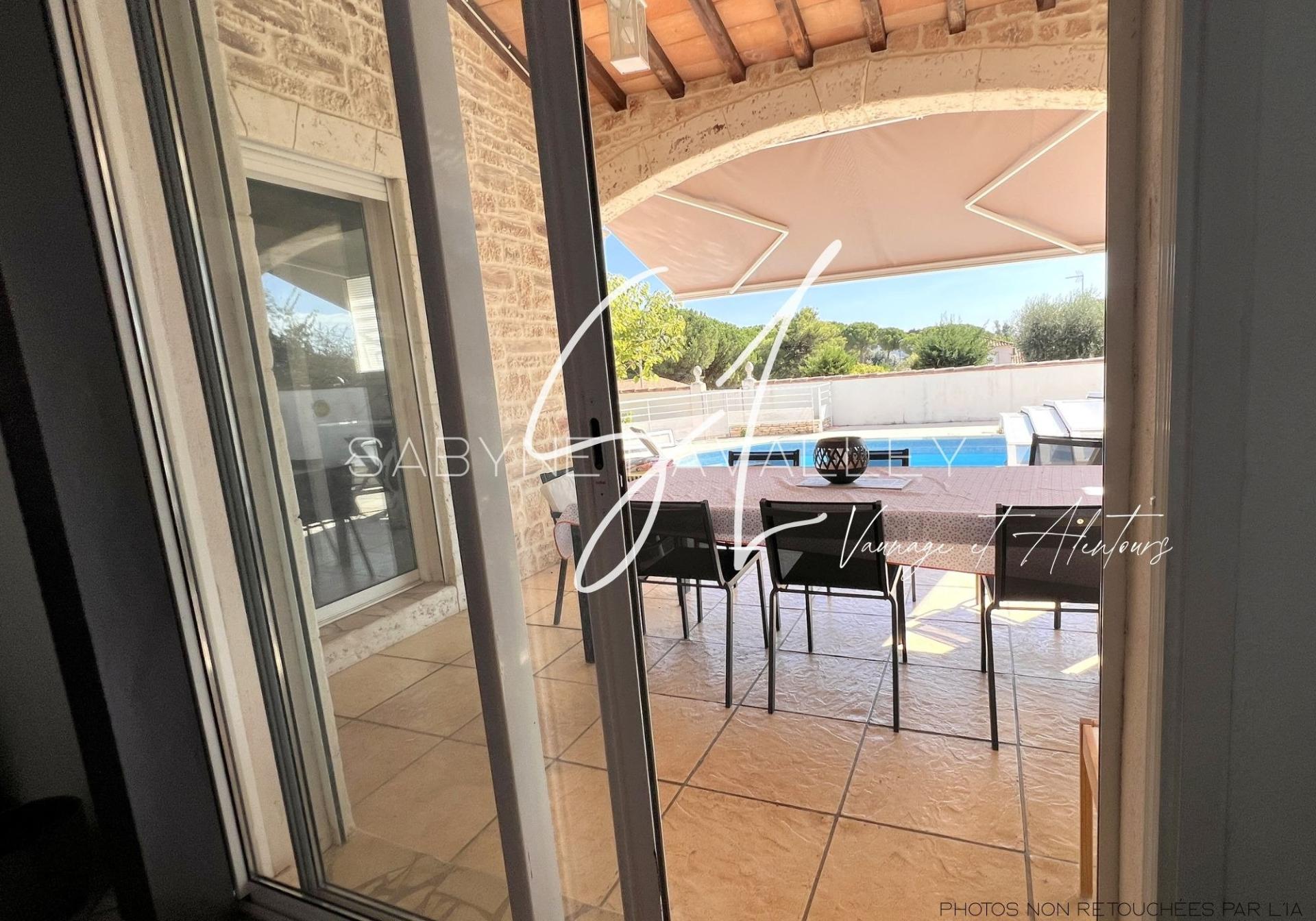 Photo 8 of the listing.