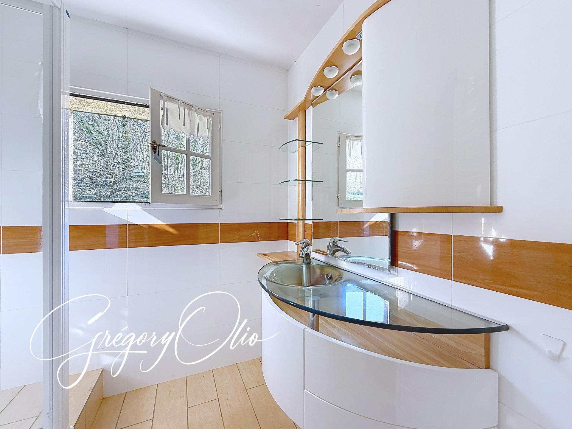 Photo 8 de l'annonce.