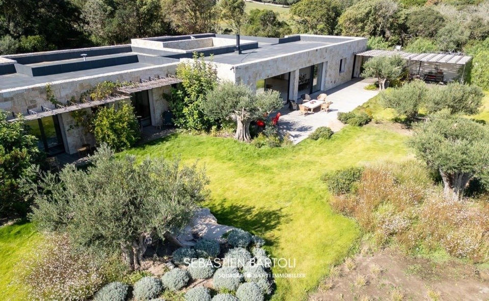 Photo 21 de l'annonce.