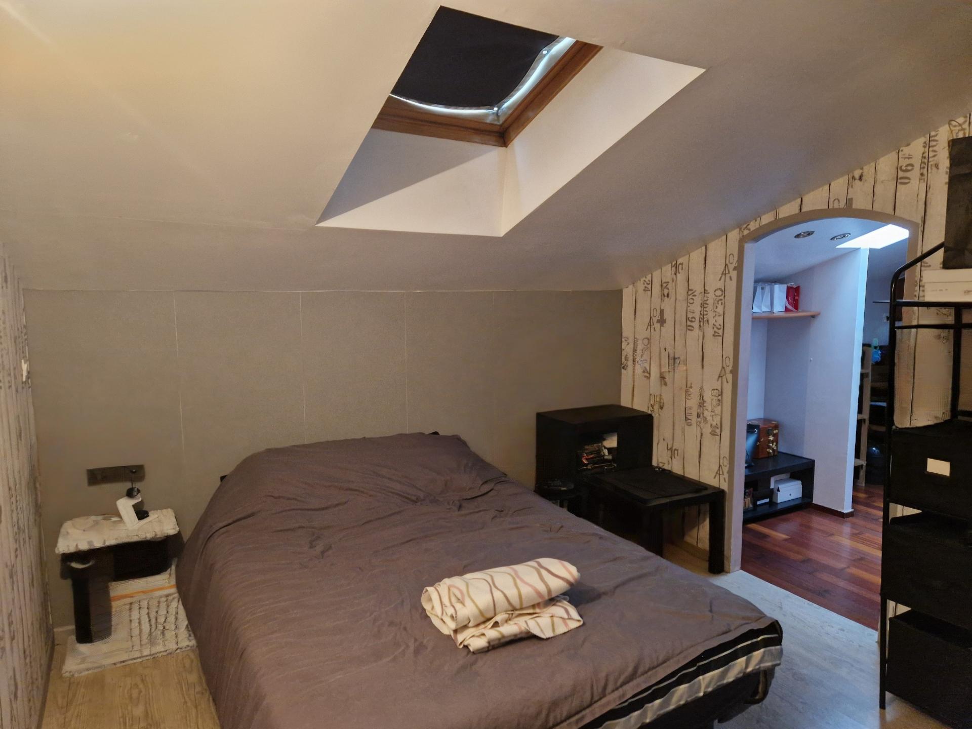 Photo 3 of the listing.