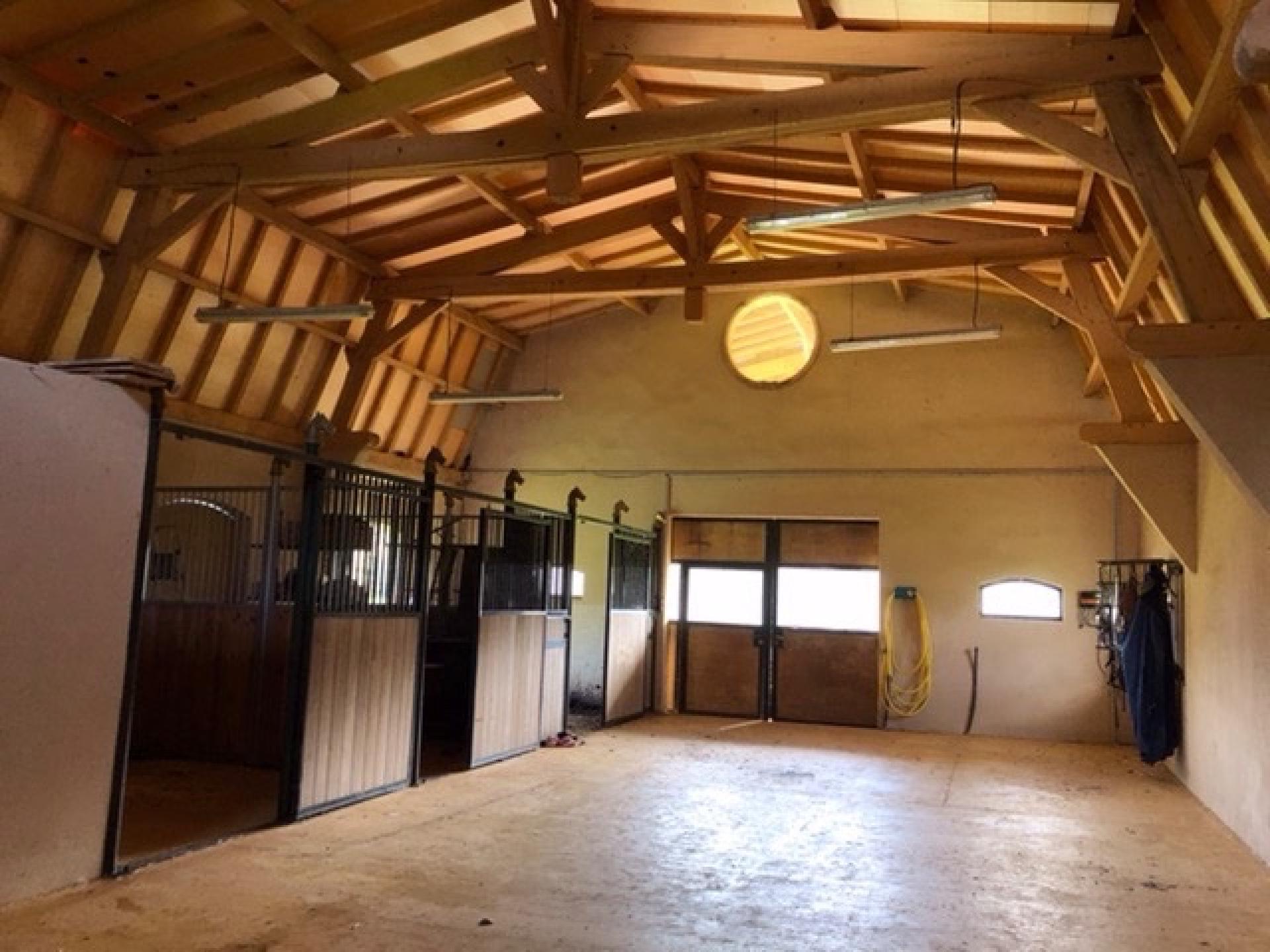 Photo 14 de l'annonce.