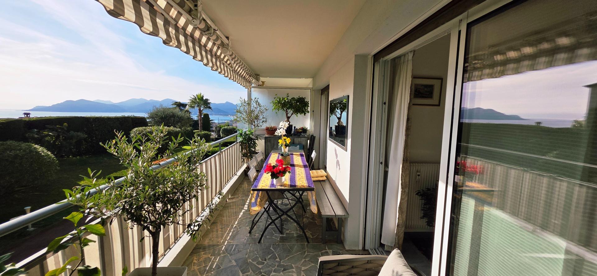 Photo 6 of the listing.