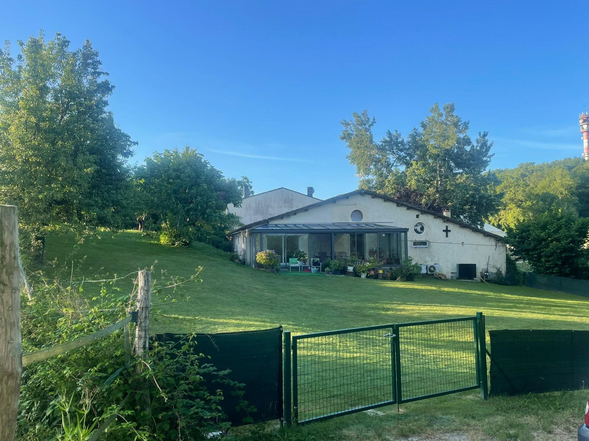 Photo 17 de l'annonce.