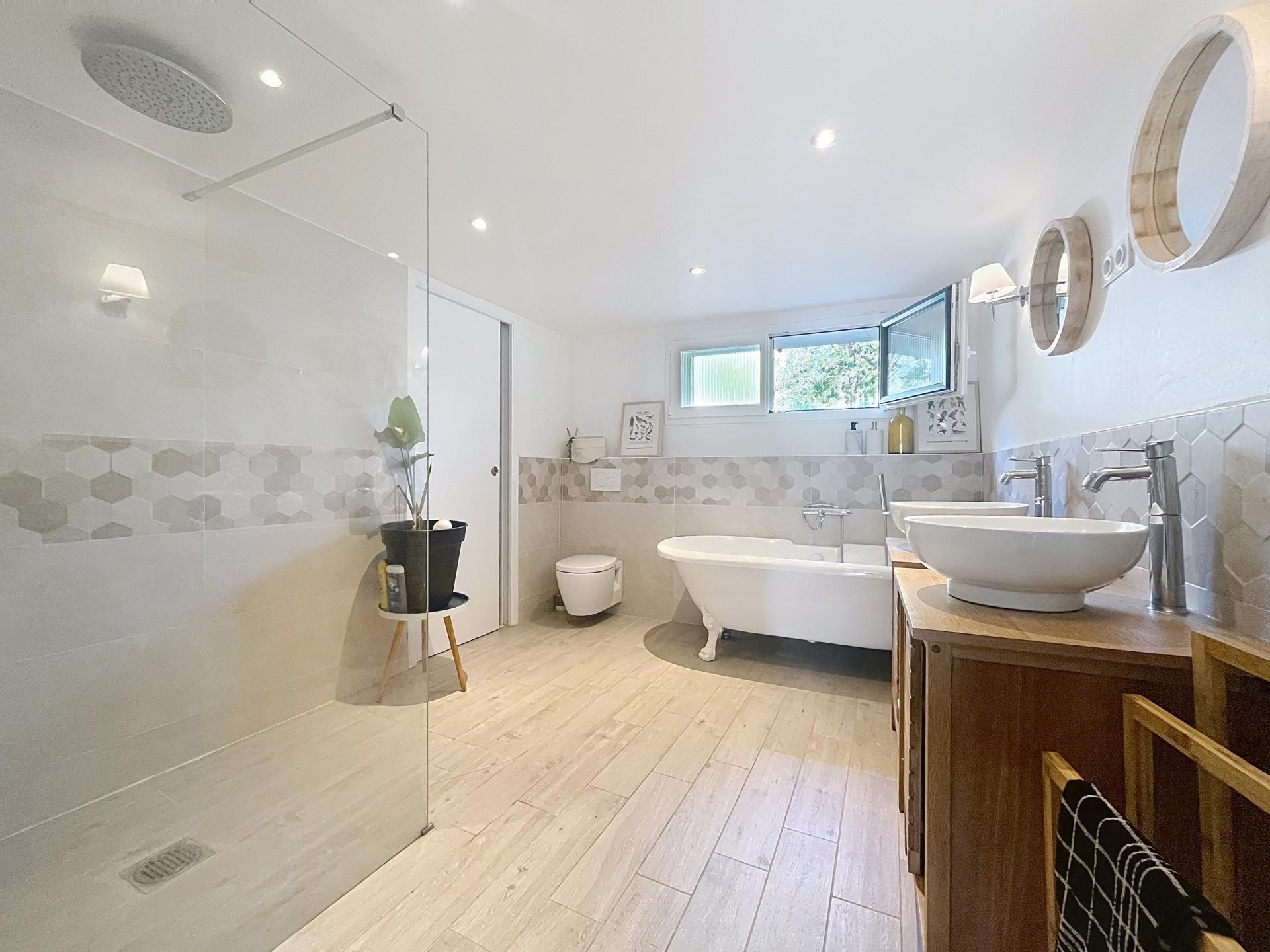 Photo 11 de l'annonce.