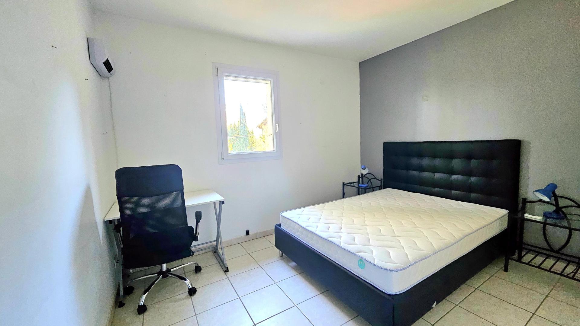 Photo 10 of the listing.