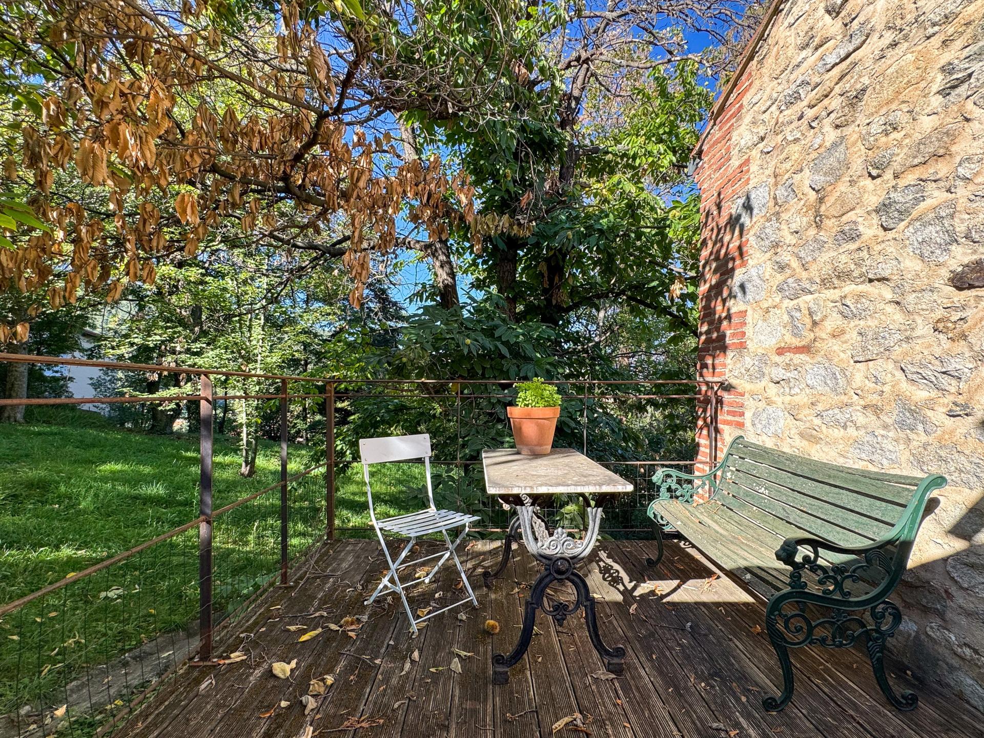 Photo 13 of the listing.