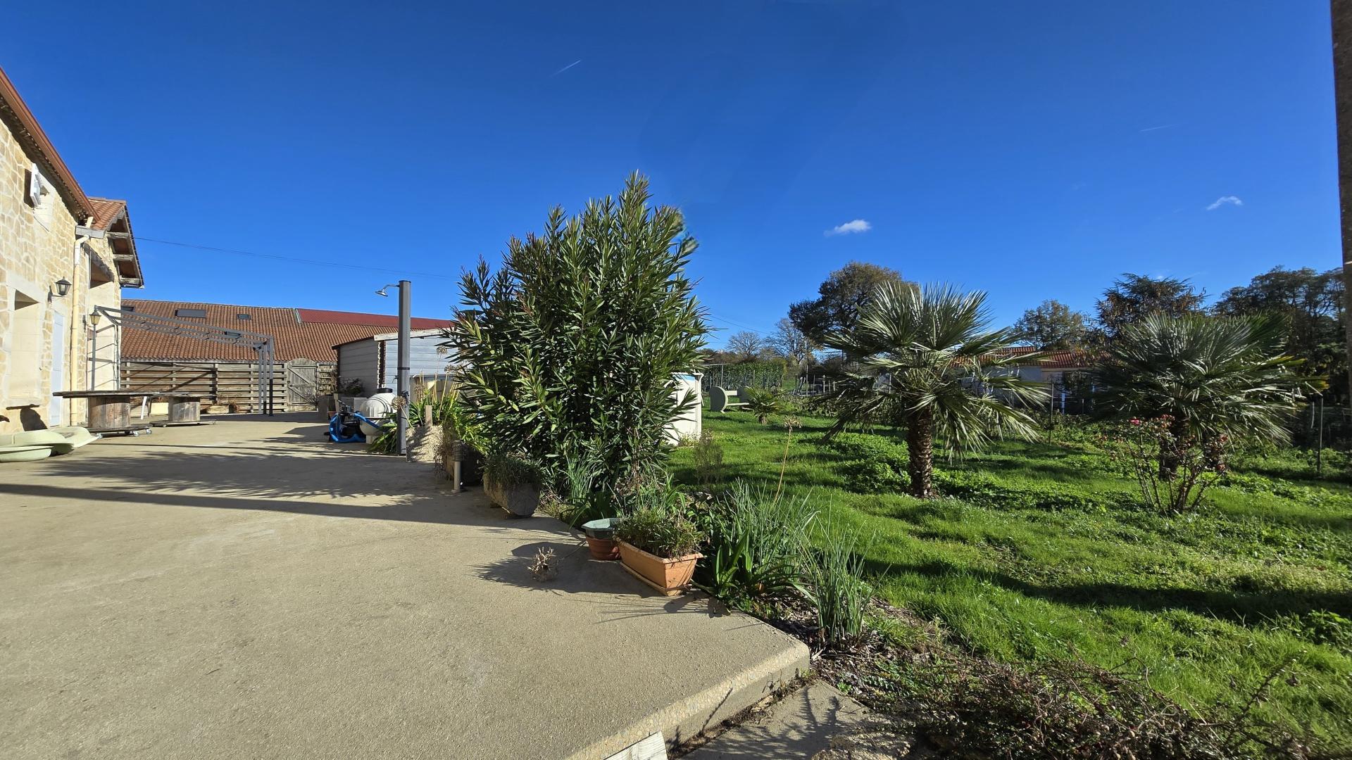 Photo 15 de l'annonce.