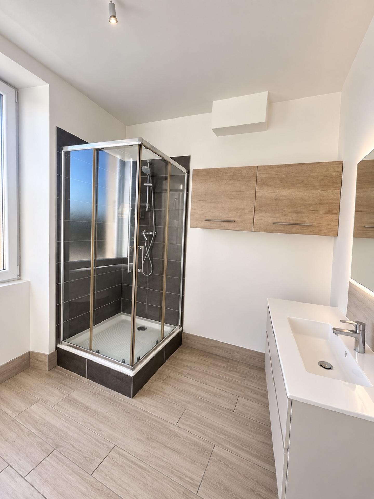 Photo SAFTI — Appartement 2 pièces, 55 m² à Bourg De Peage 4