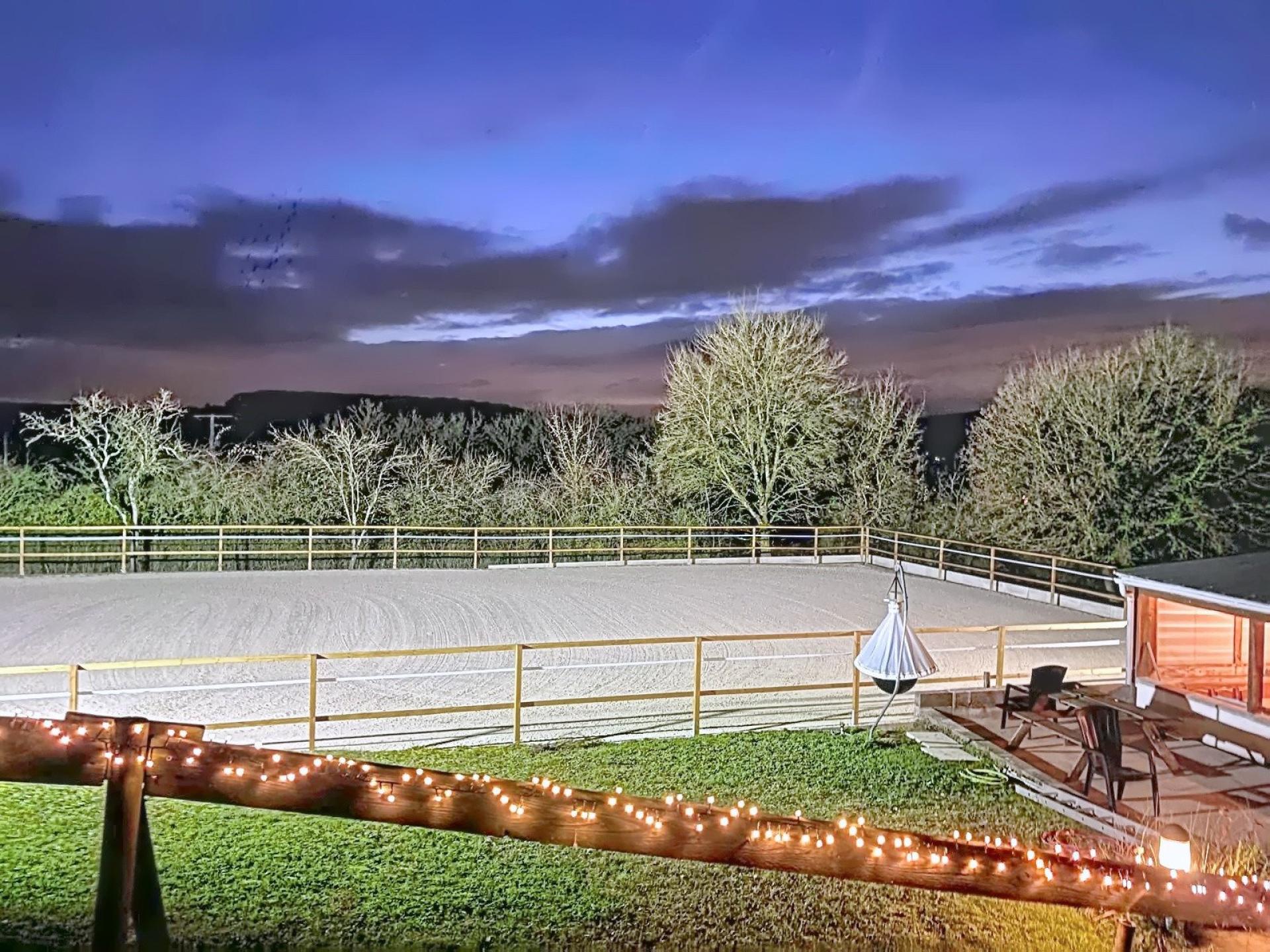 Photo 7 of the listing.