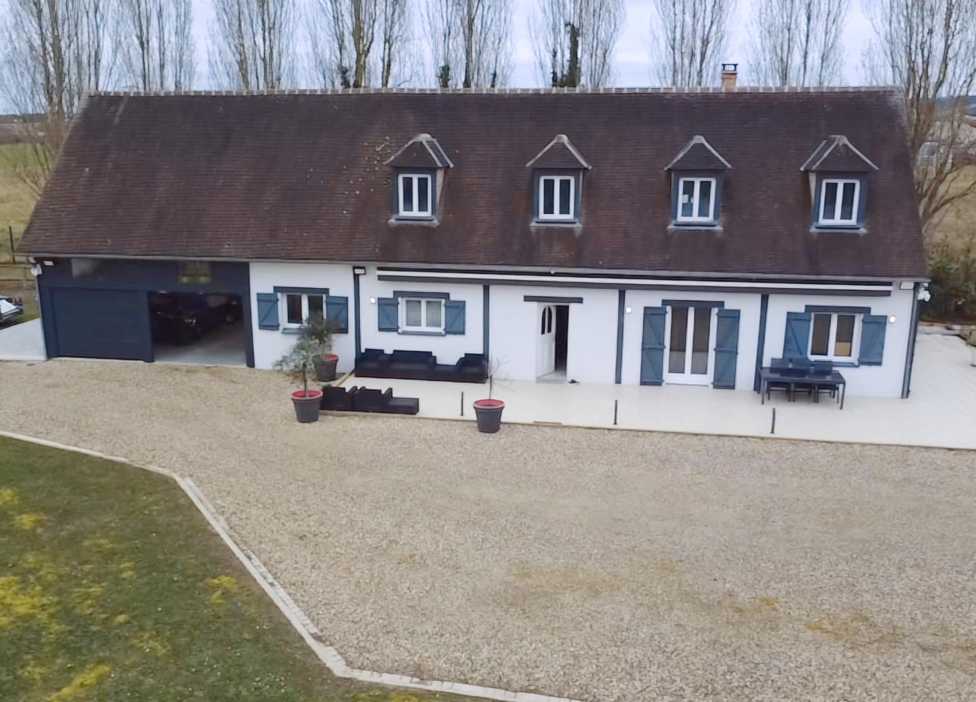 Photo 22 of the listing.