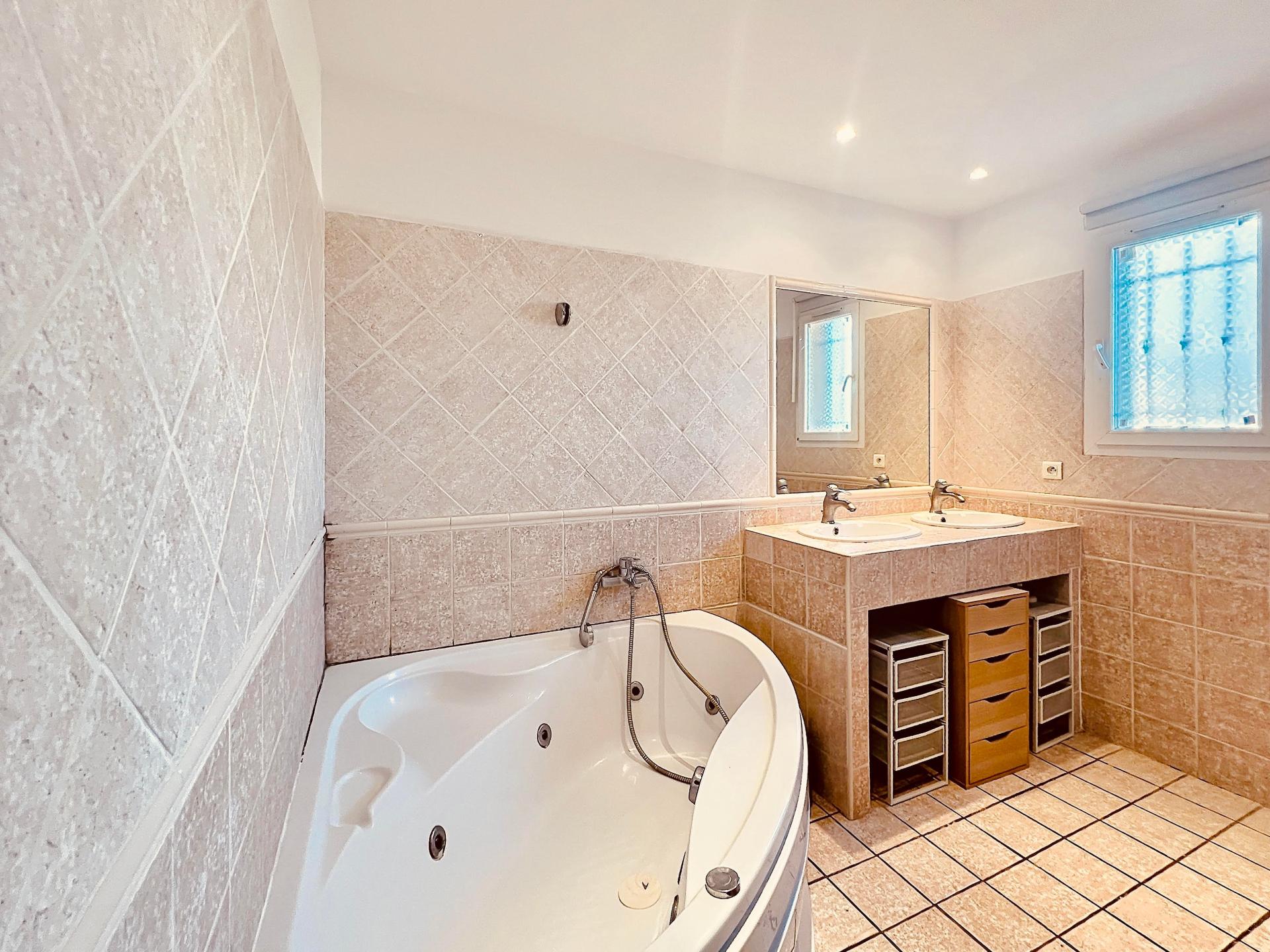 Photo 9 de l'annonce.