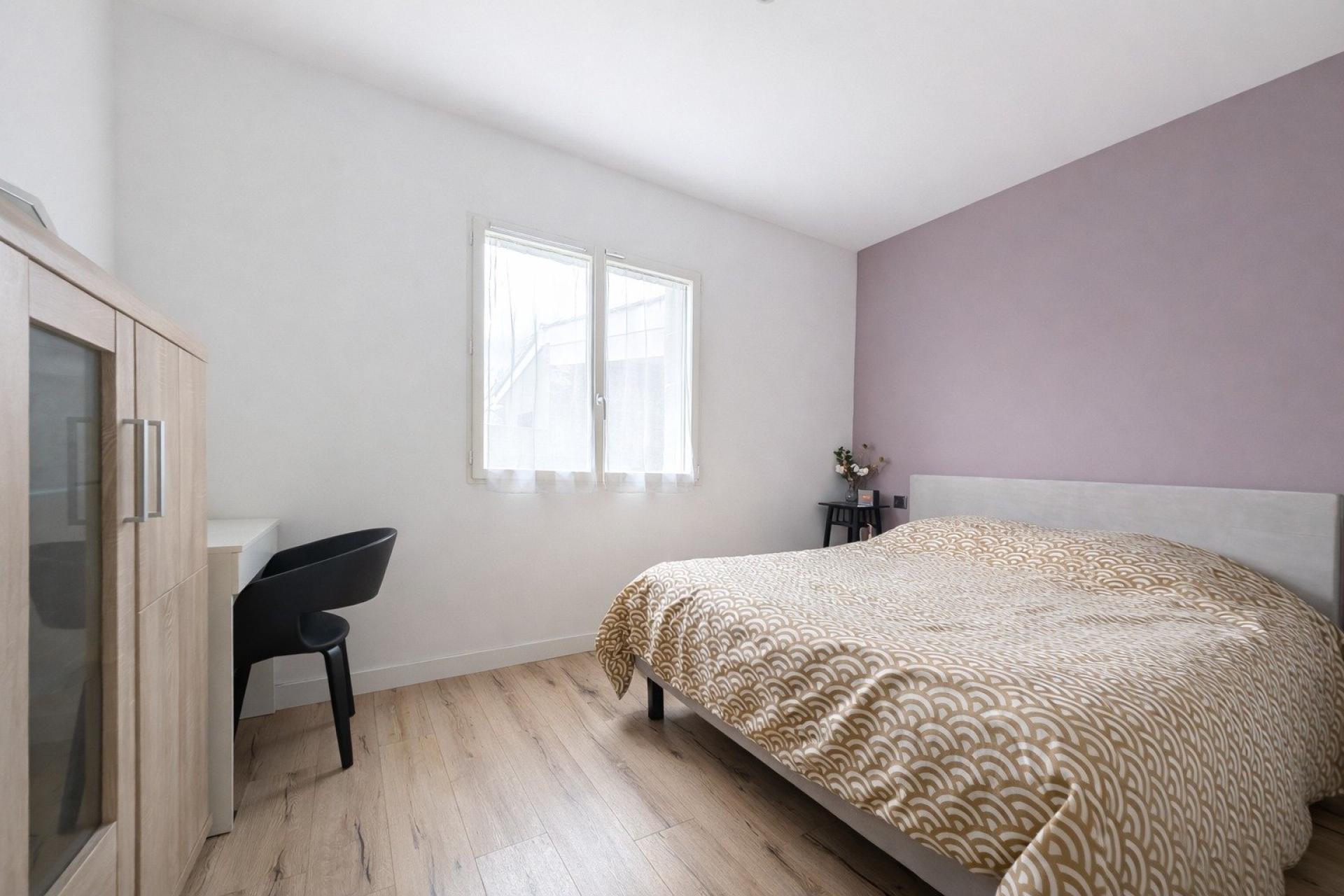 Photo 12 of the listing.