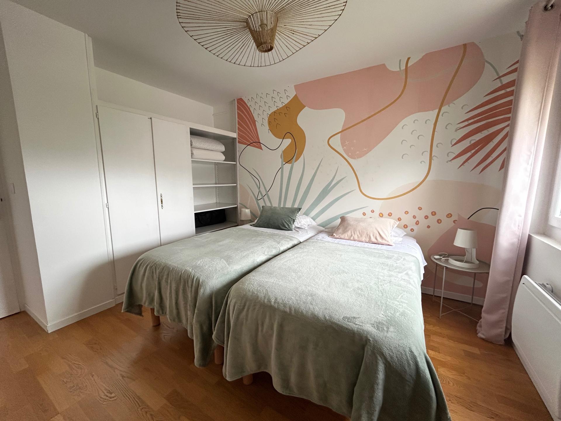 Photo 9 of the listing.