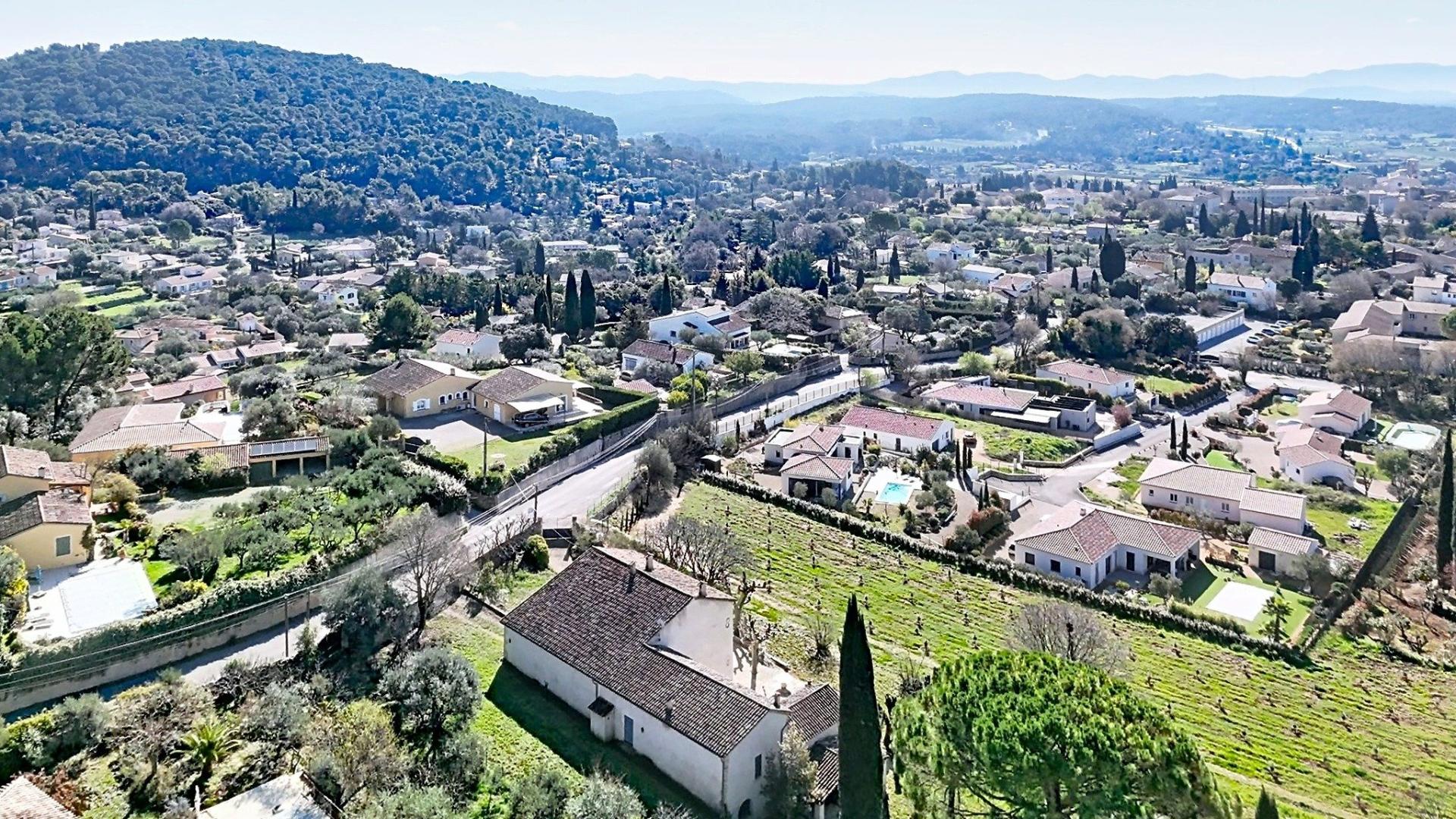 Photo 15 de l'annonce.