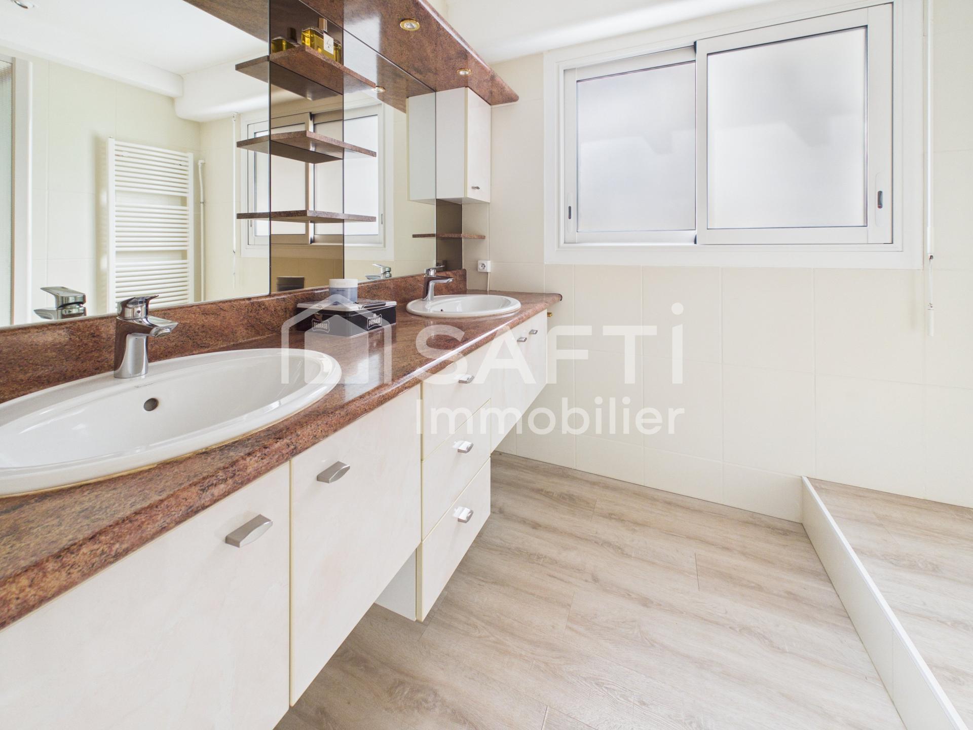 Photo 13 de l'annonce.