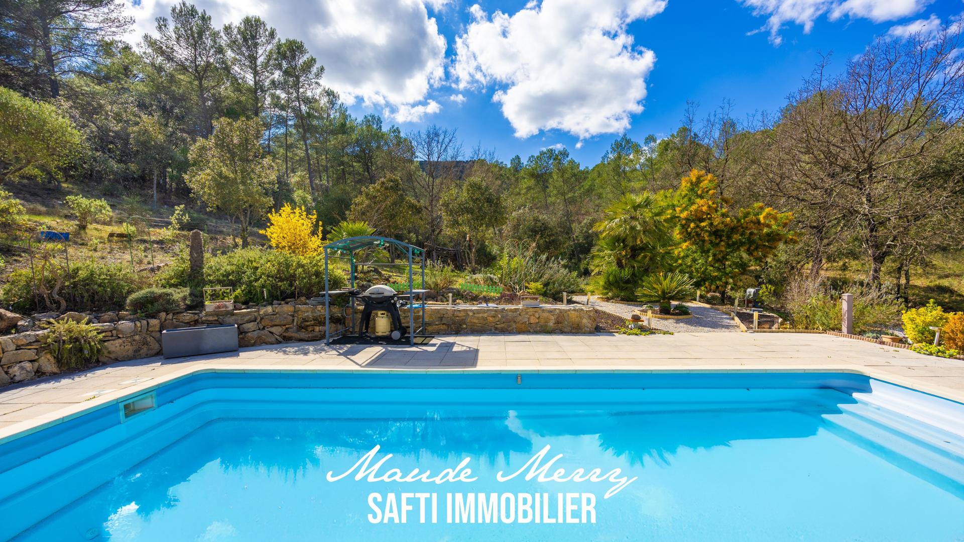 Photo 5 of the listing.