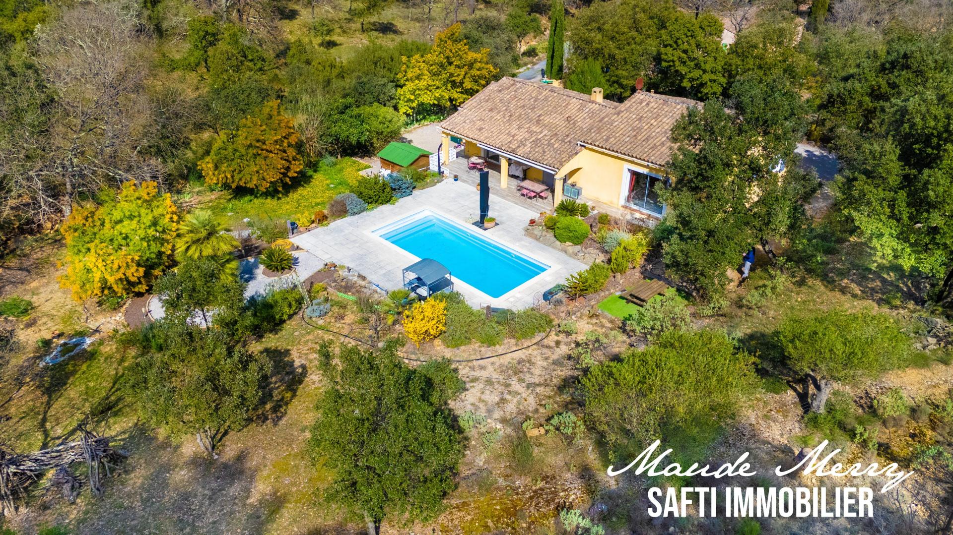 Photo 2 of the listing.