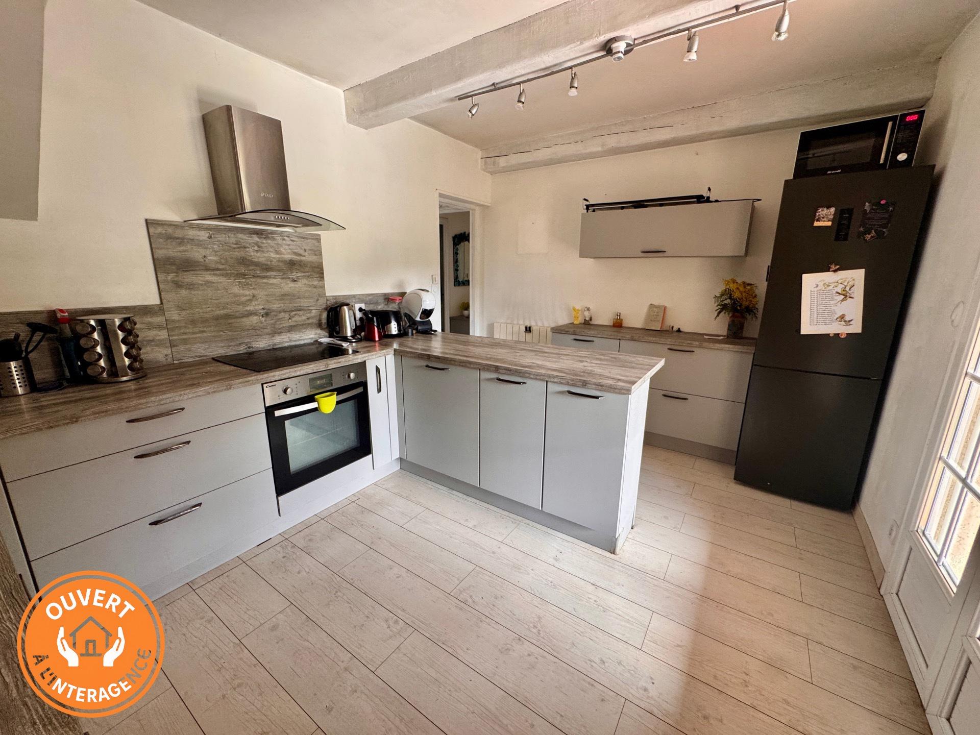 Photo 8 of the listing.