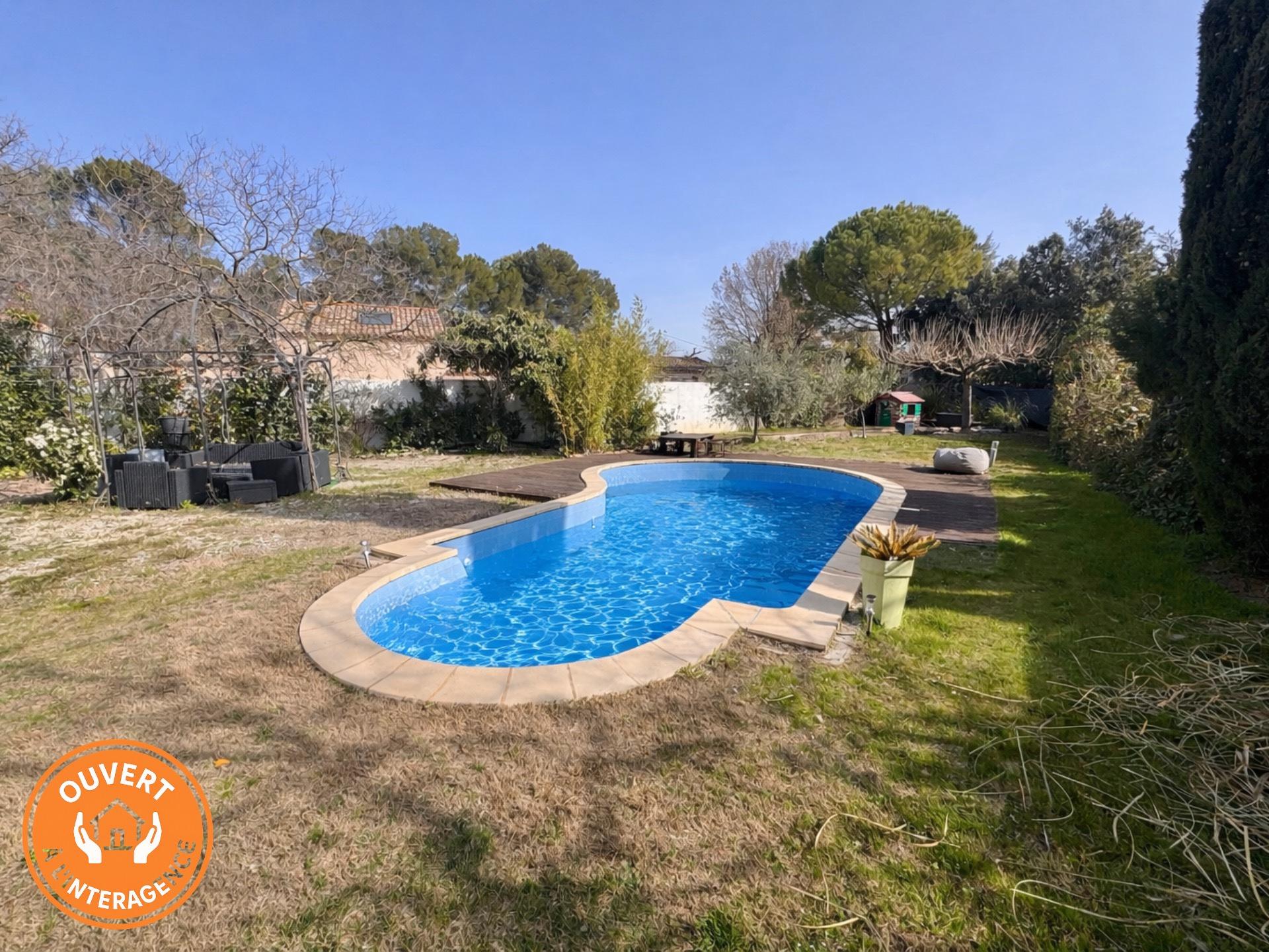 Photo 11 of the listing.