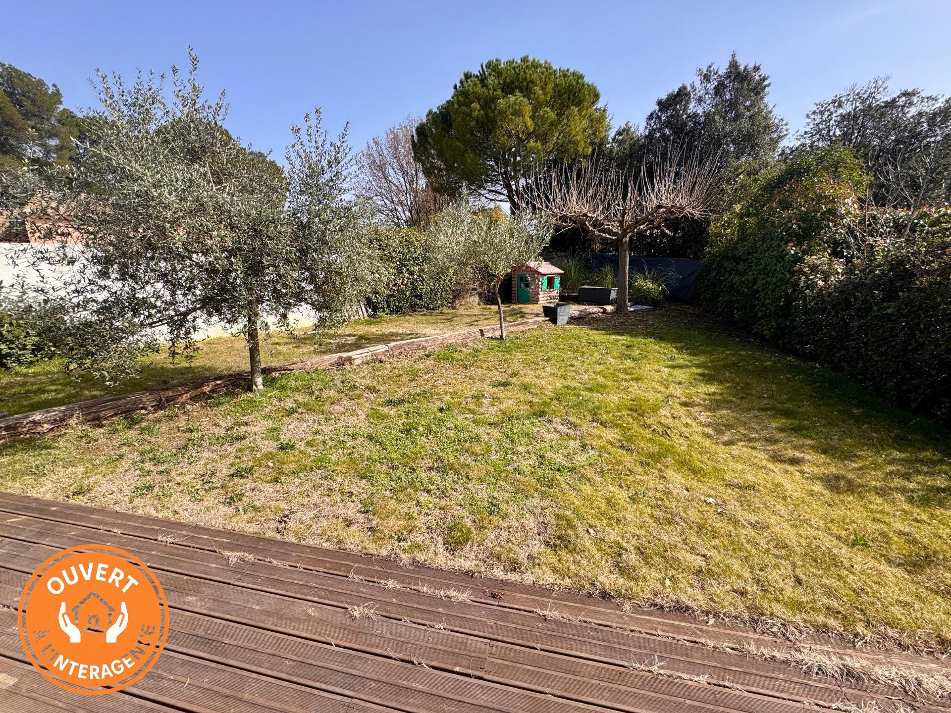 Photo 10 of the listing.