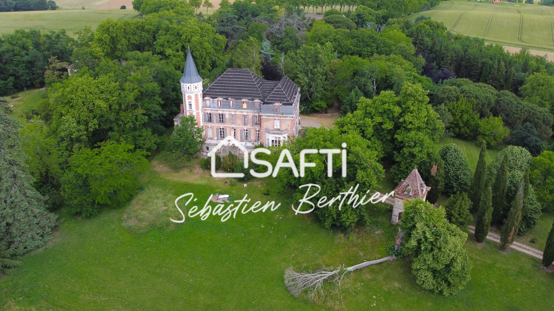 Photo 10 of the listing.