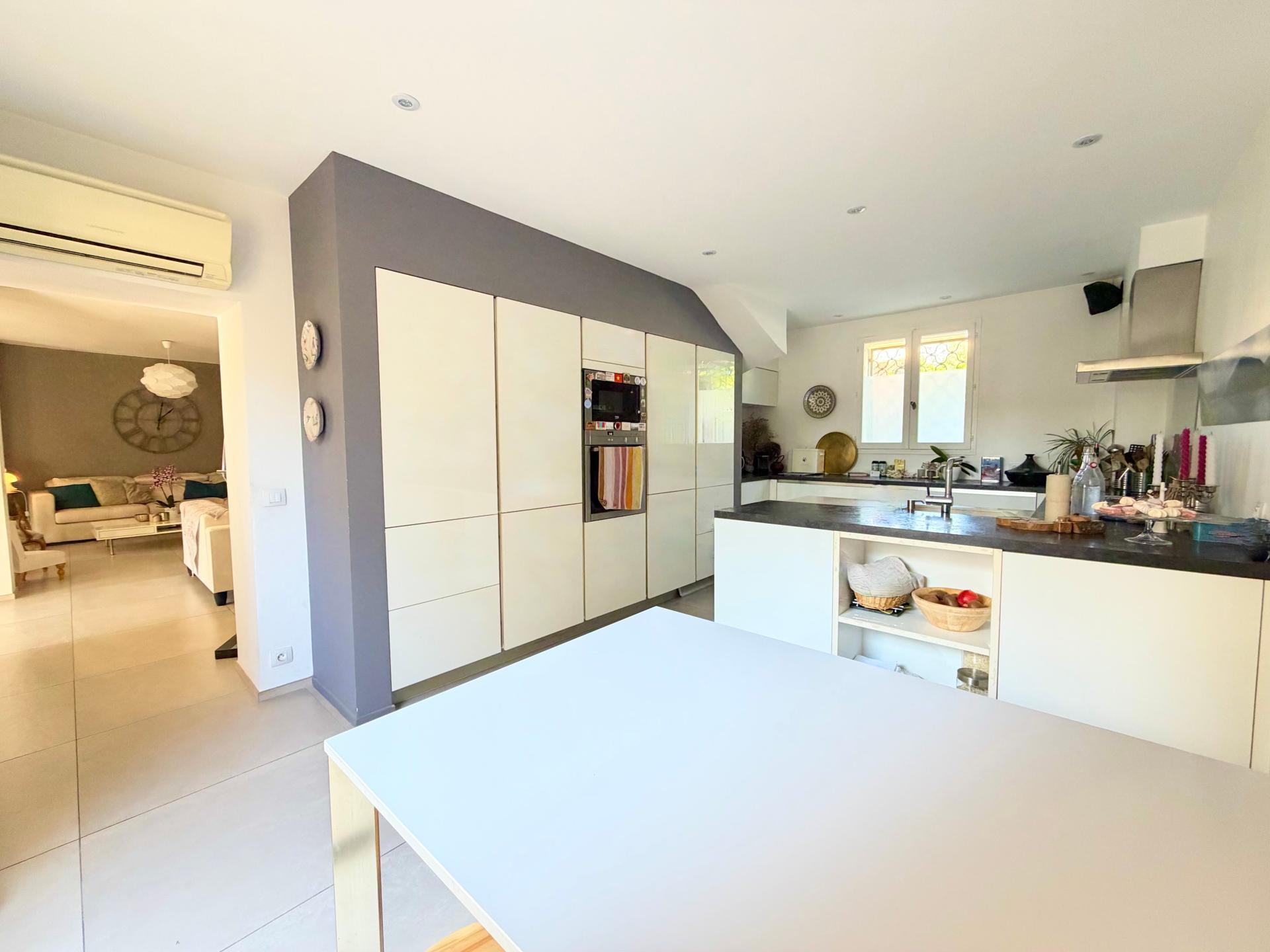 Photo 14 de l'annonce.