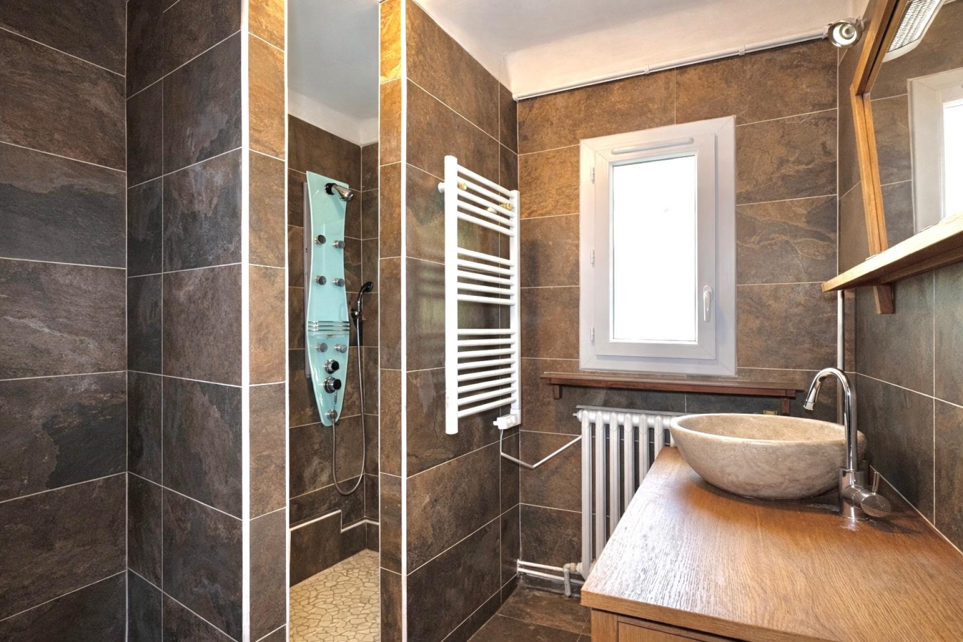 Photo 21 de l'annonce.