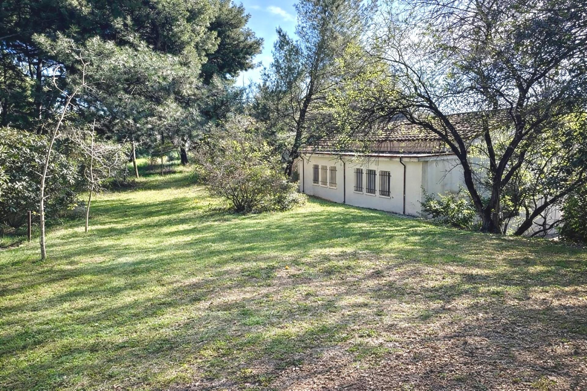 Photo 27 de l'annonce.