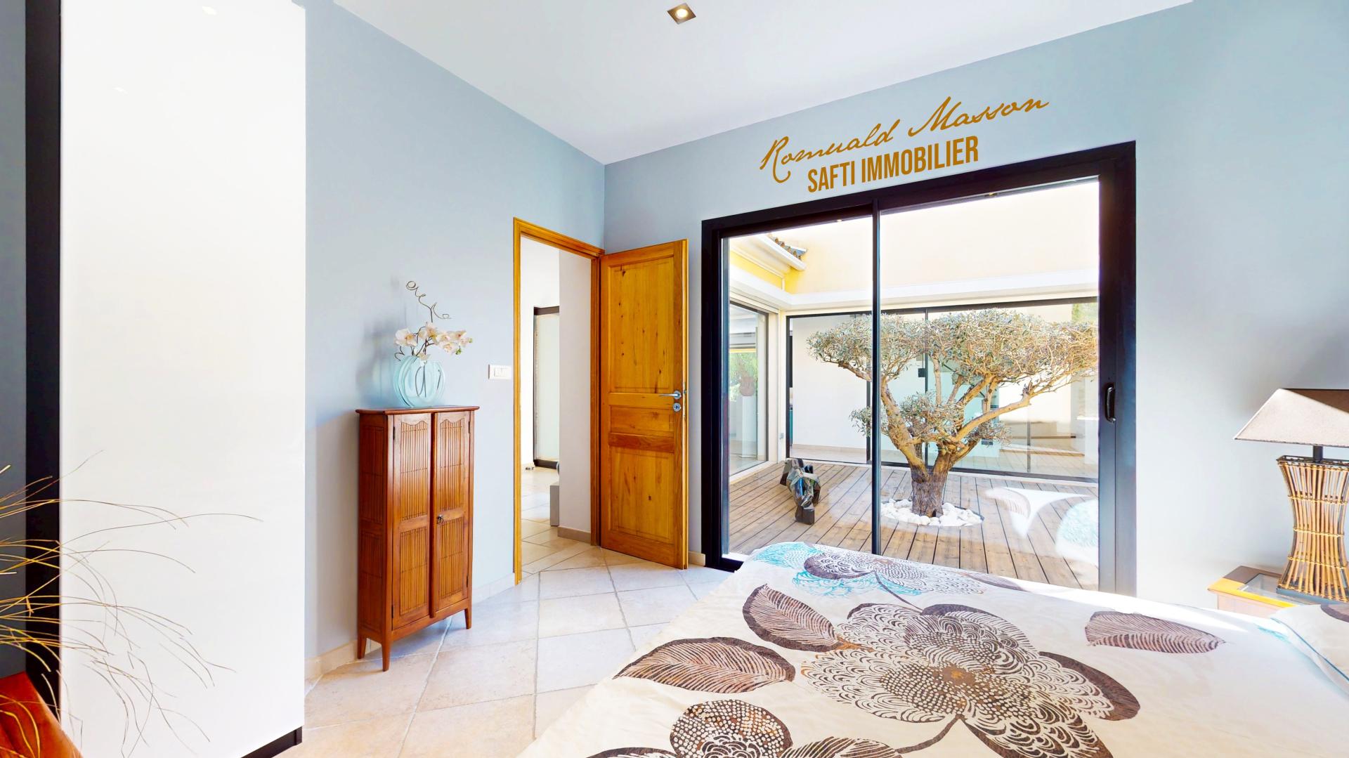 Photo 16 of the listing.