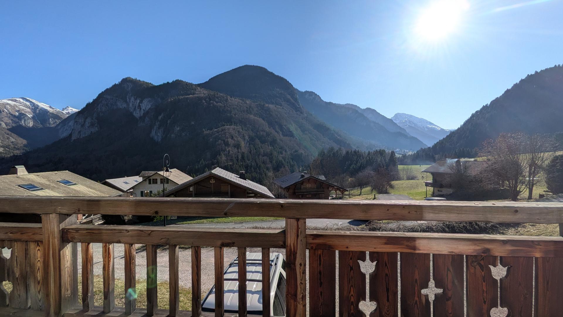 Photo 3 of the listing.