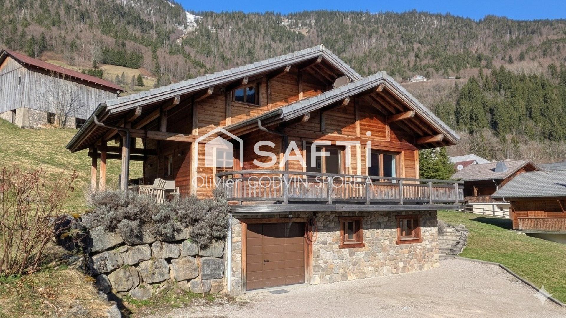Chalet familial au coeur d'un village authentique à proximité du domaine des Portes du Soleil