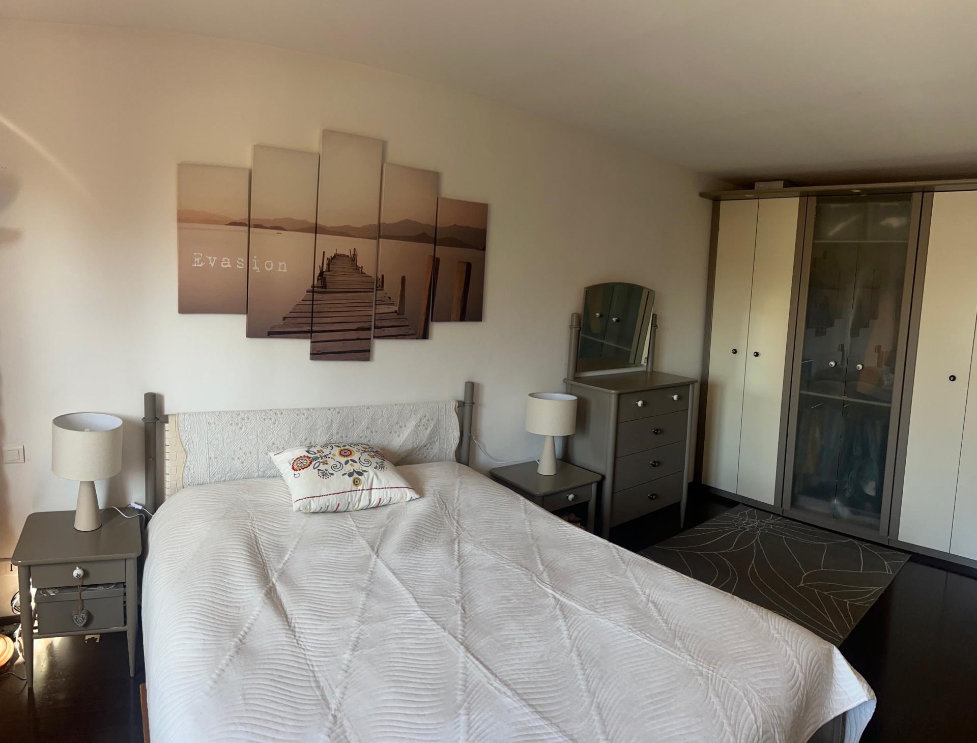 Photo 9 of the listing.