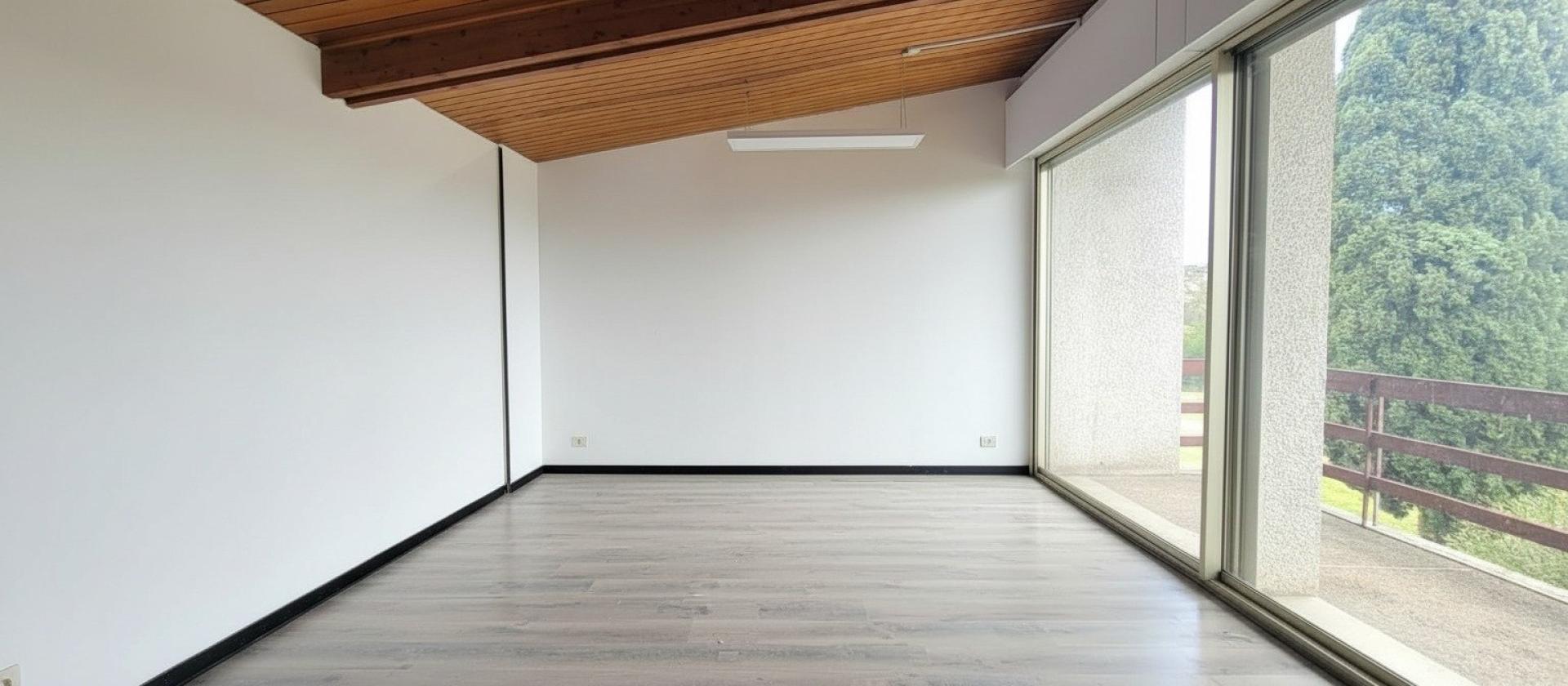 Photo 16 of the listing.