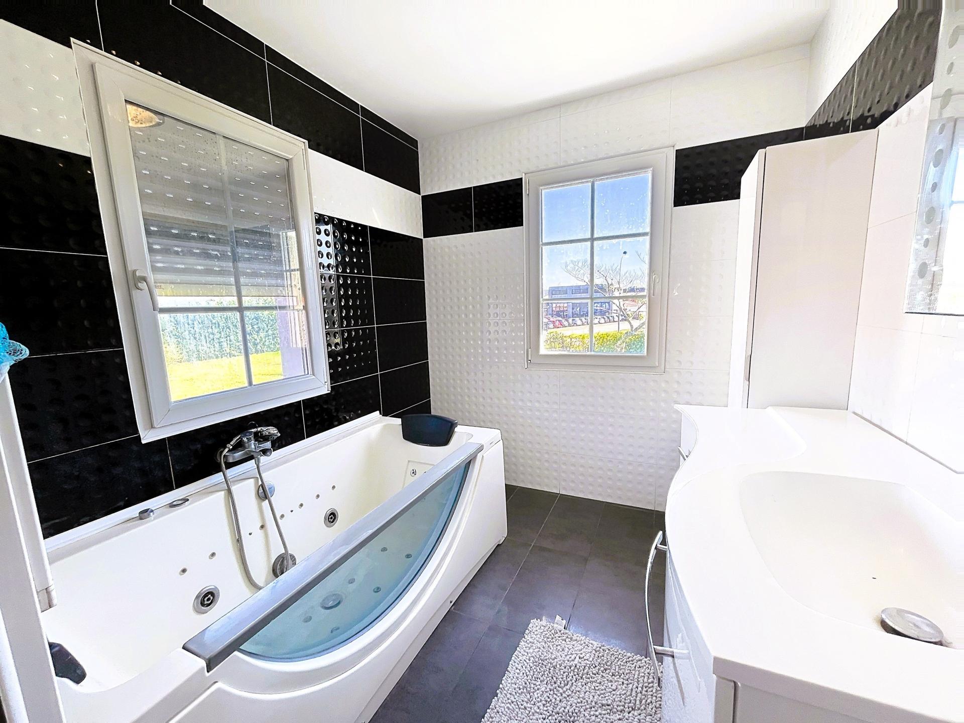 Photo 13 de l'annonce.