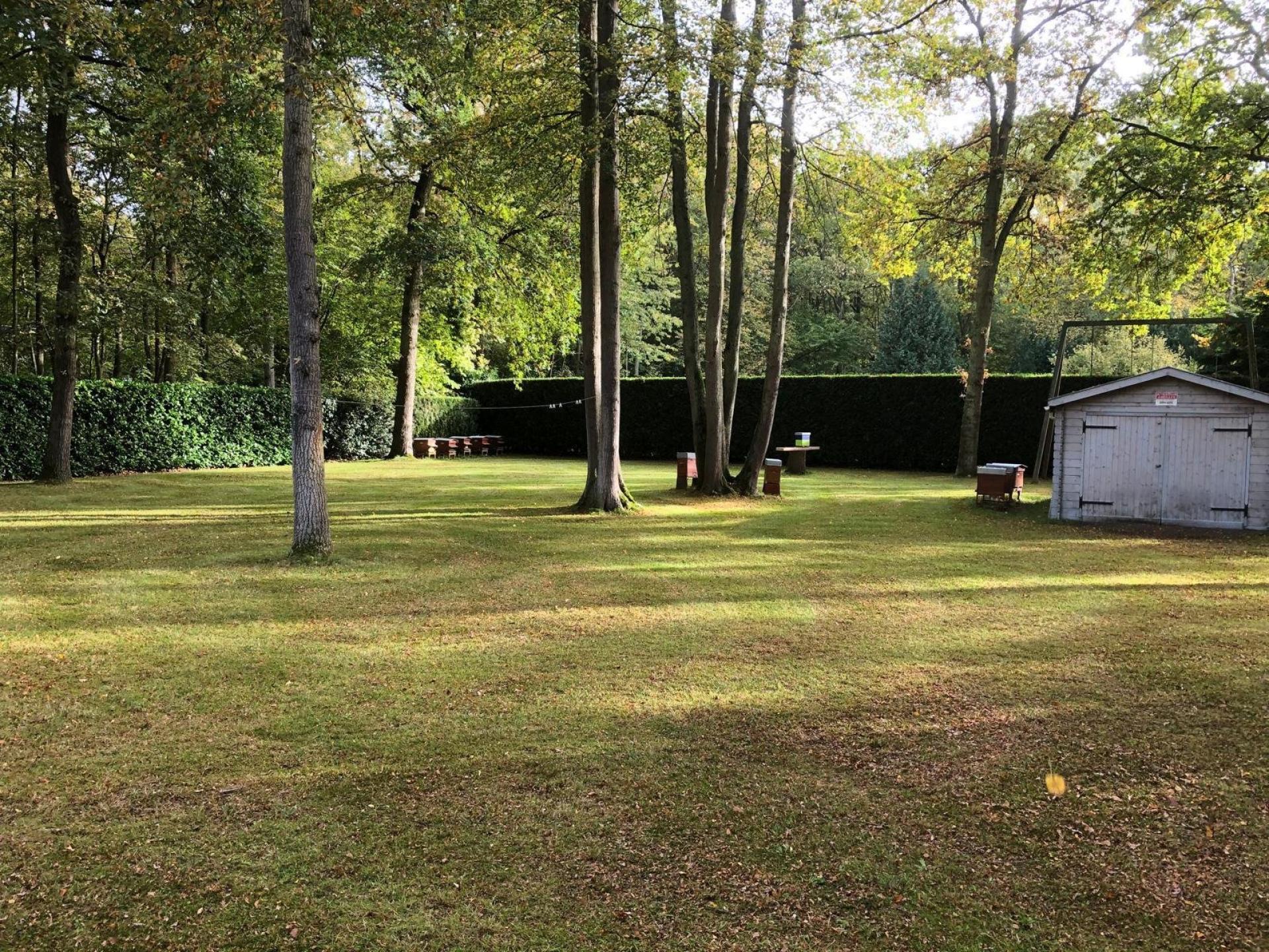 Photo 14 of the listing.