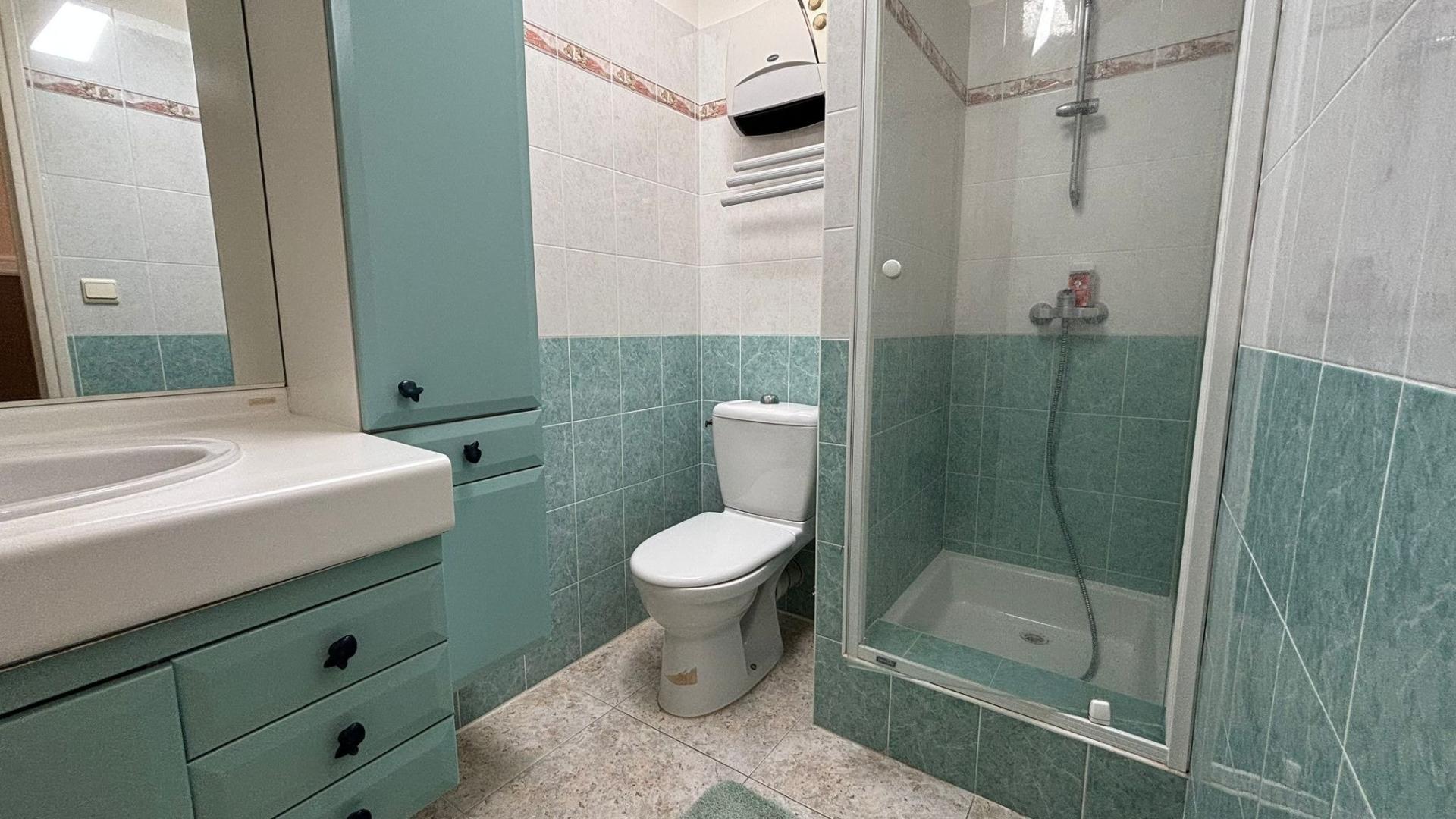 Photo 9 of the listing.