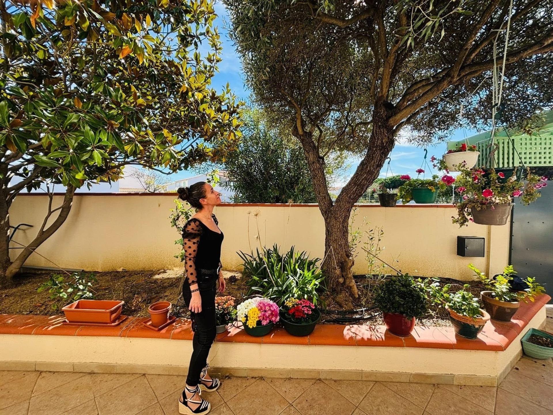 Photo 2 of the listing.