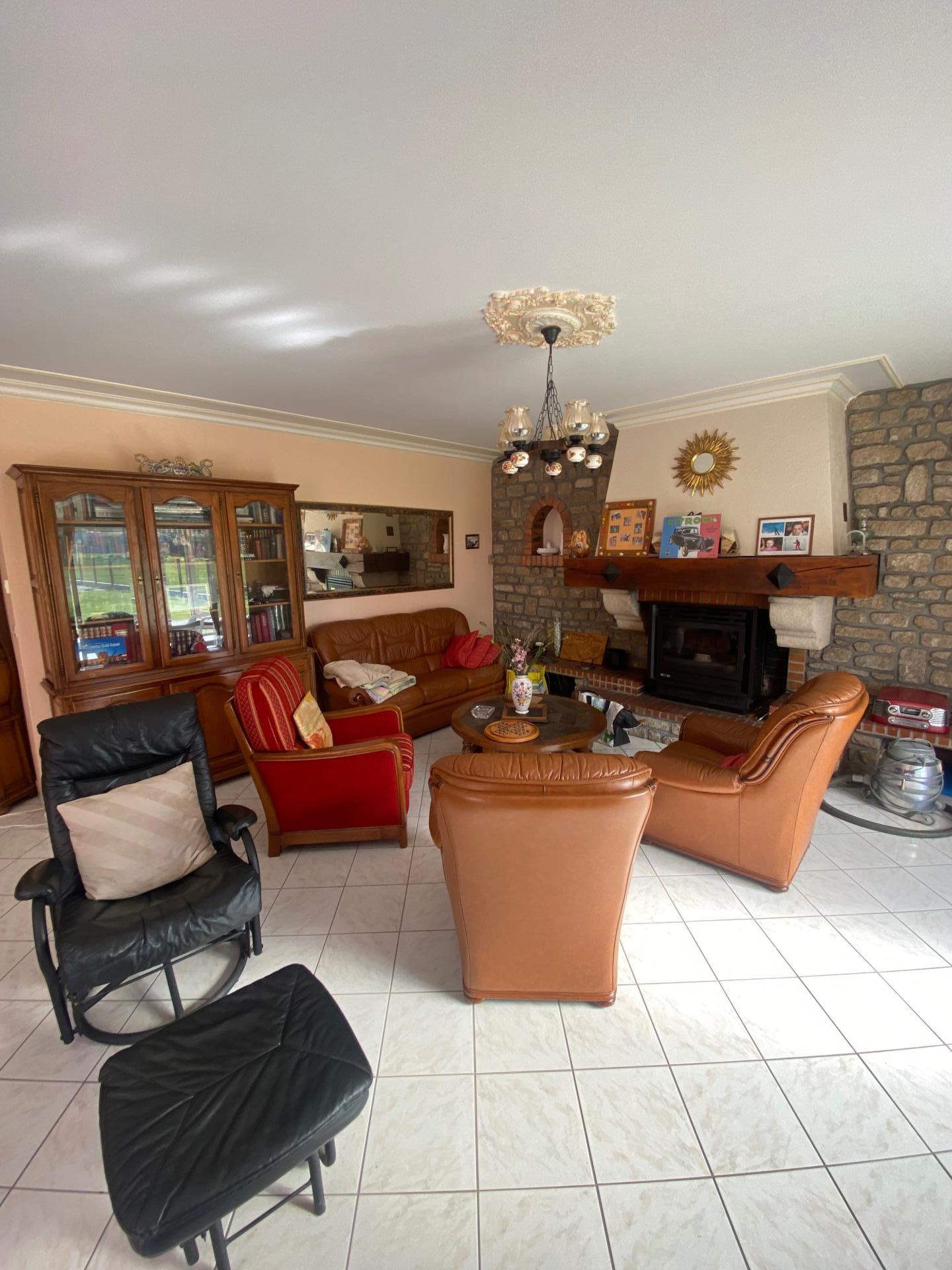 Photo 10 of the listing.