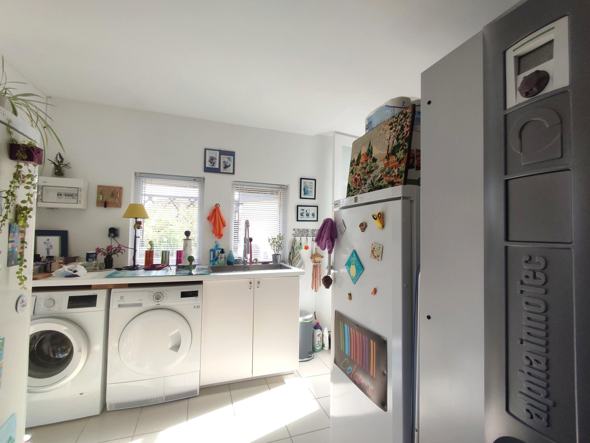 Photo 17 of the listing.