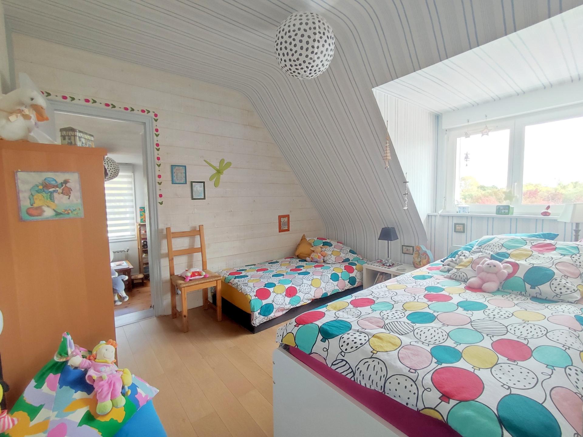 Photo 14 of the listing.