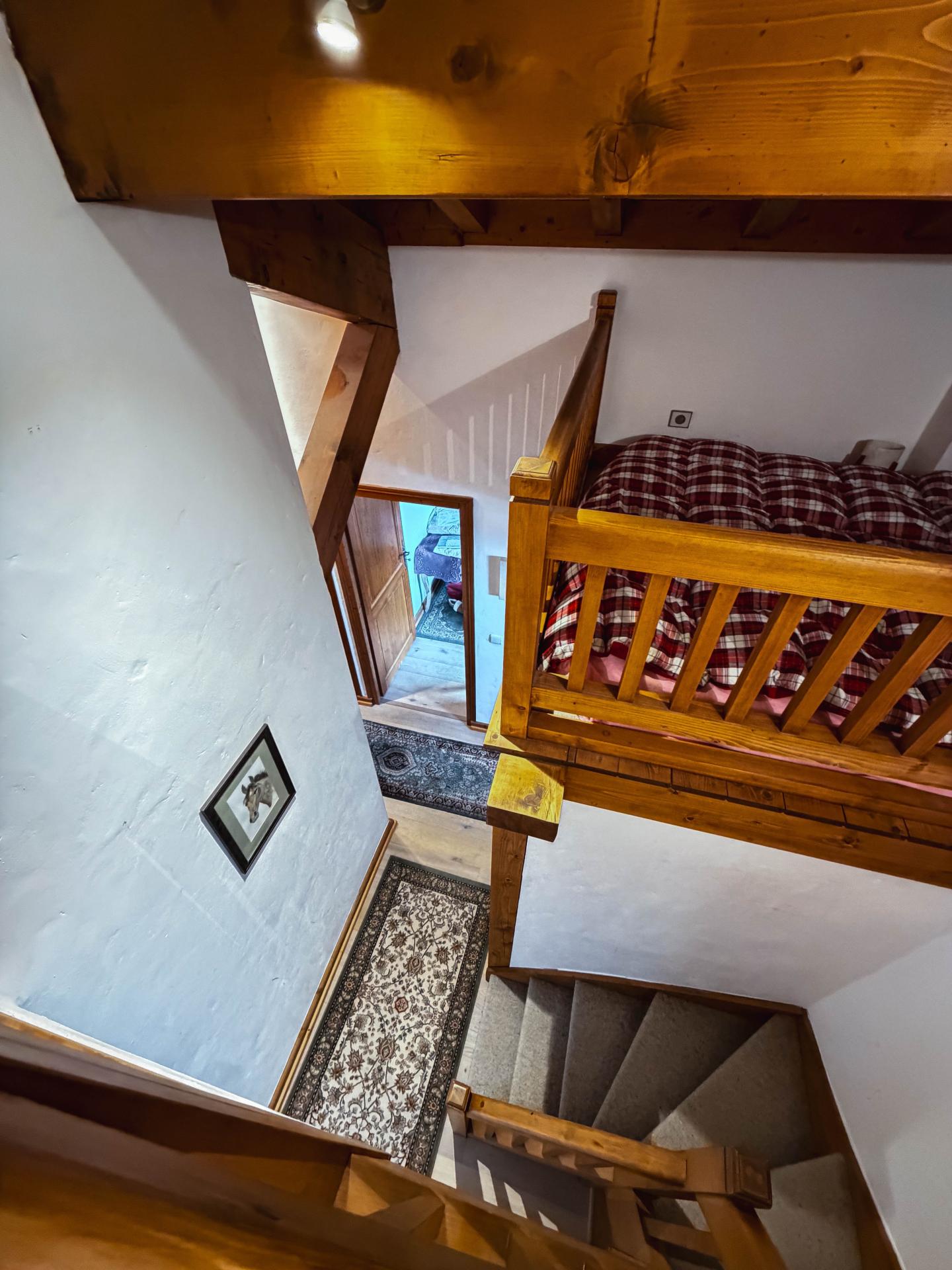 Photo 14 of the listing.