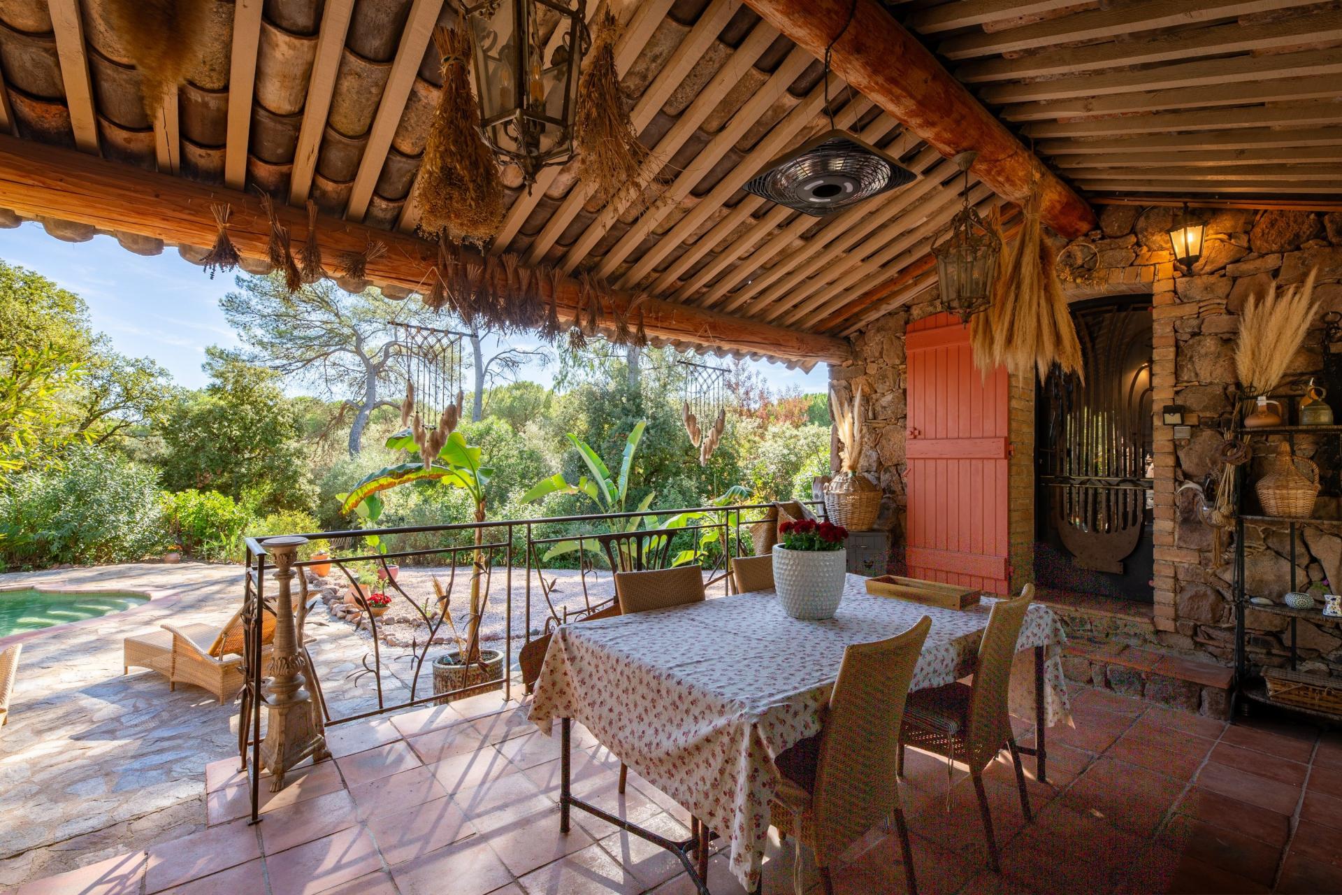 Photo 18 of the listing.